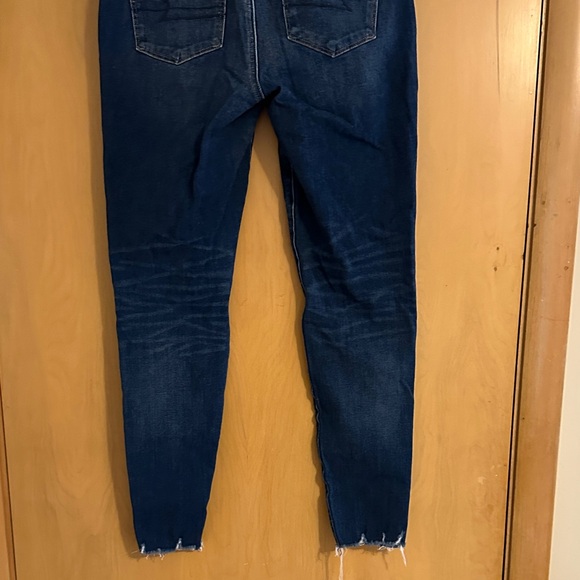American Eagle Outfitters Curvy Dark Blue Distressed Skinny Jeans - Picture 7 of 9